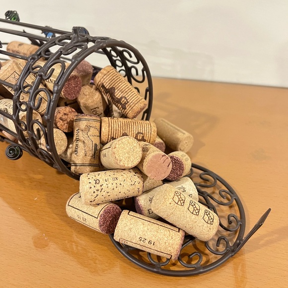 WINE BOTTLE CORK Metal Cage. - Picture 6 of 6